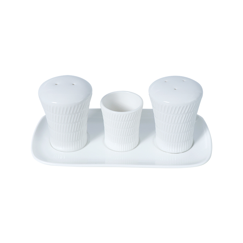 Juego de platillos de sal y pimienta de porcelana blanca