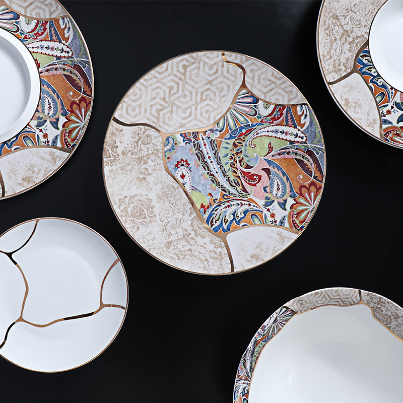 Platos llanos con borde dorado, juego de platos de porcelana china para salón de baile lujoso