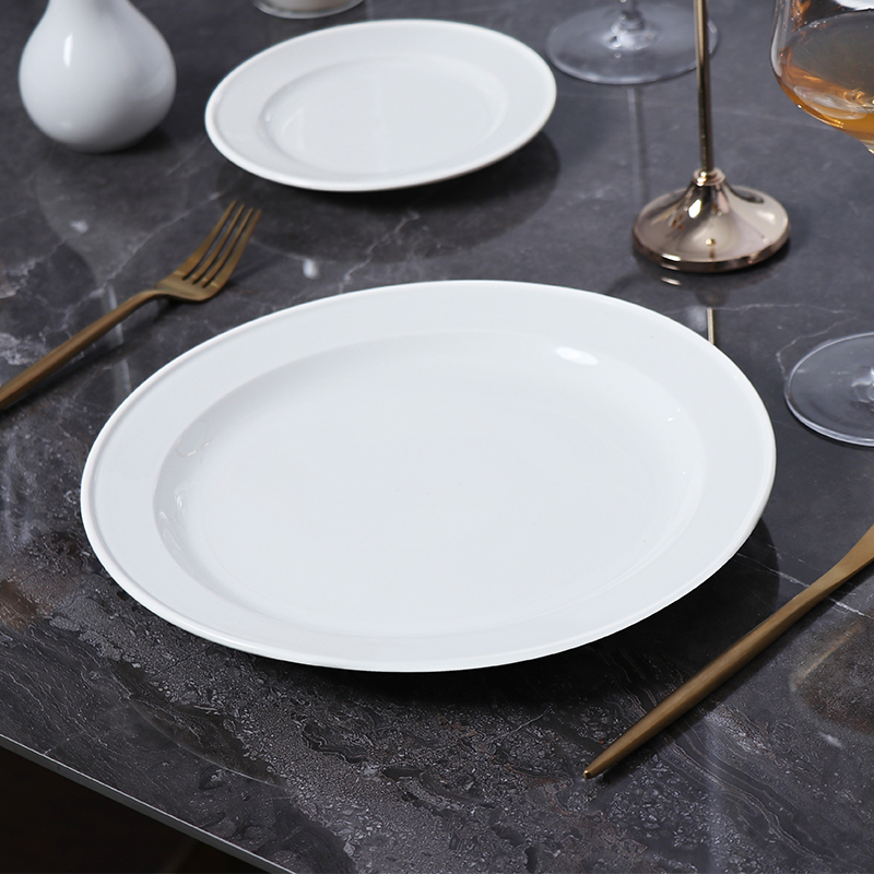 Placa de porcelana blanca redonda de placas de cerámica blanca de fábrica de cerámica de Chaozhou para restaurante
