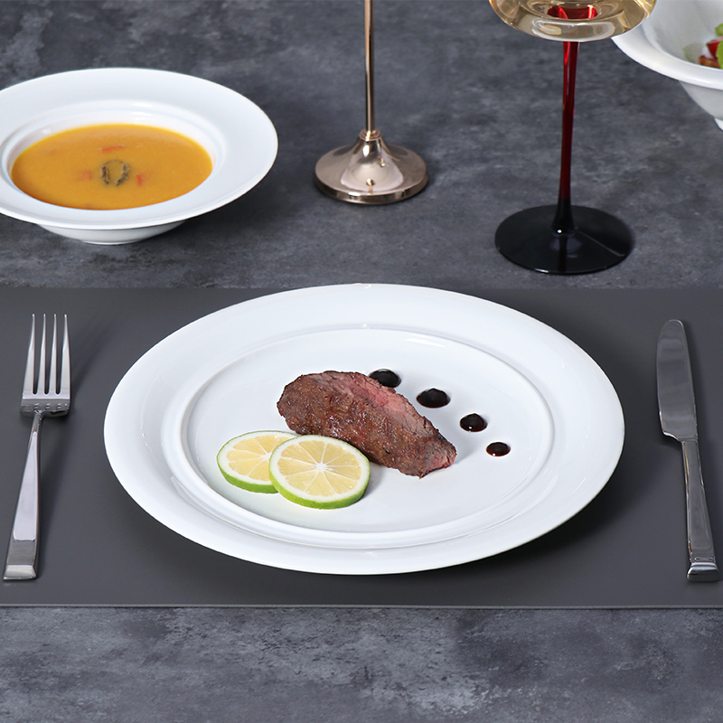 Plato de cena principal de cerámica de la placa del filete de la porcelana blanca de 12 pulgadas para los cafés de los hoteles de los restaurantes