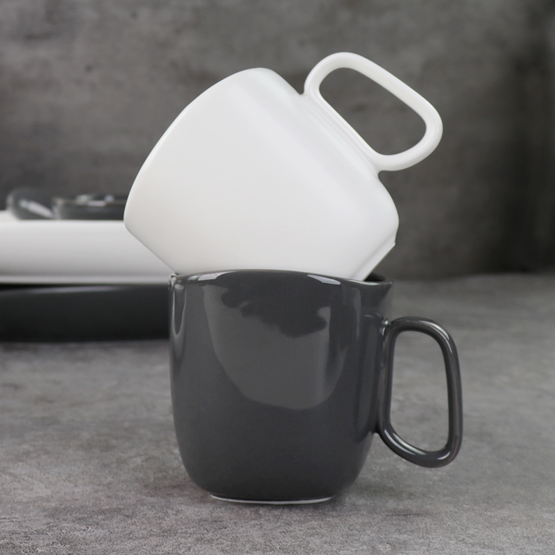 Tazas De Cerámica En Blanco Y Negro Bajo Tazas De Porcelana Esmaltadas Tazas