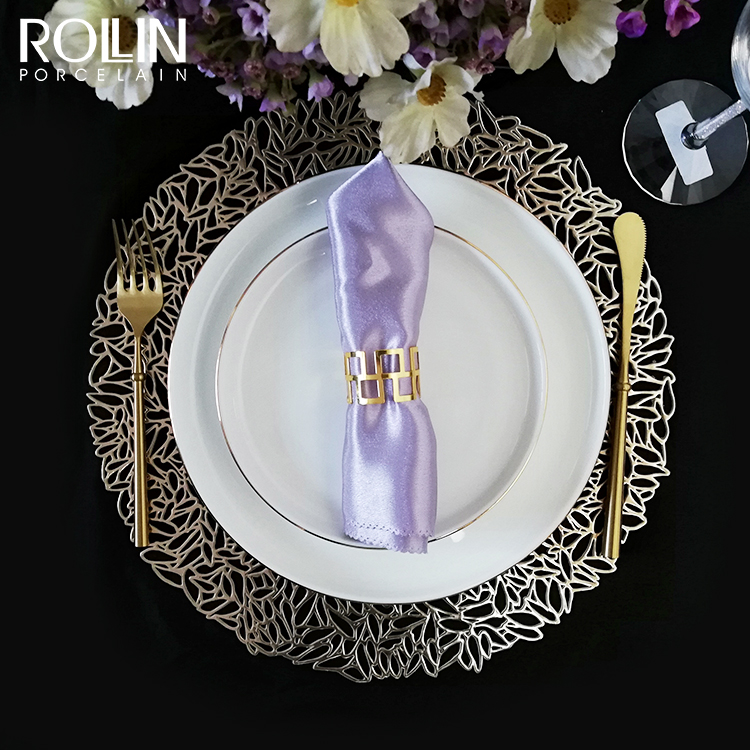 Plato de cena blanco de la porcelana del borde del oro del servicio de mesa de la boda para el acontecimiento 