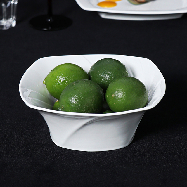 Cuenco cuadrado de porcelana blanca Cuencos de cerámica de forma irregular