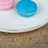 Plato de cena personalizado de porcelana blanca y negra con borde dorado 