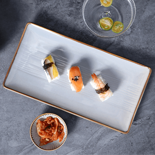 Plato llano de porcelana azul