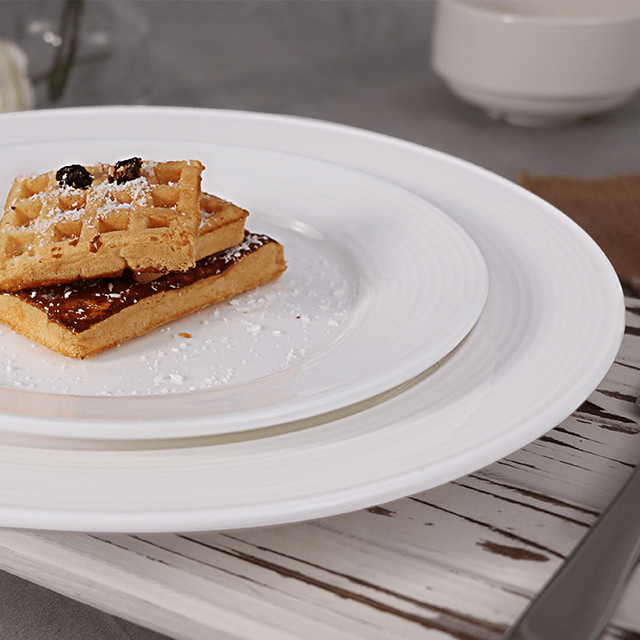 Juego de platos llanos de porcelana blanca Platos de cerámica