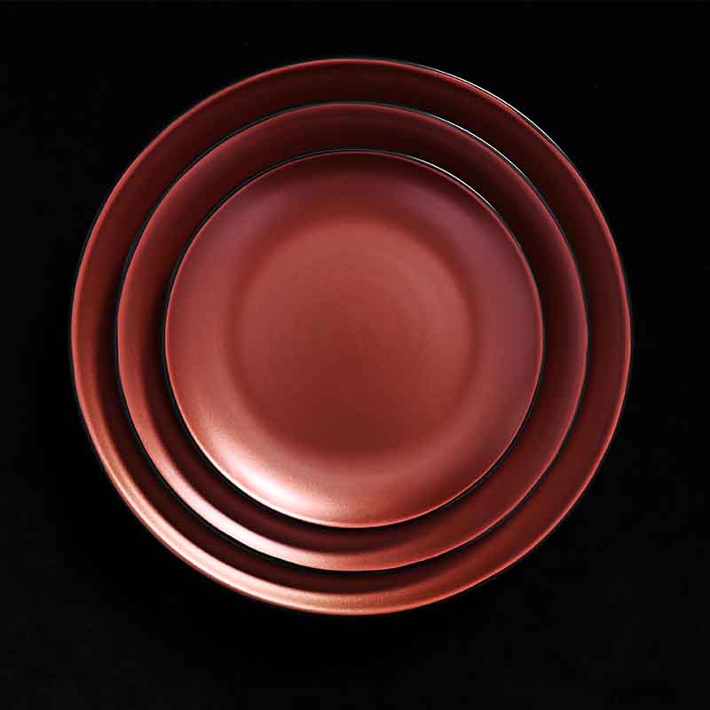 Vajilla de marca famosa Platos de restaurante negros y rojos