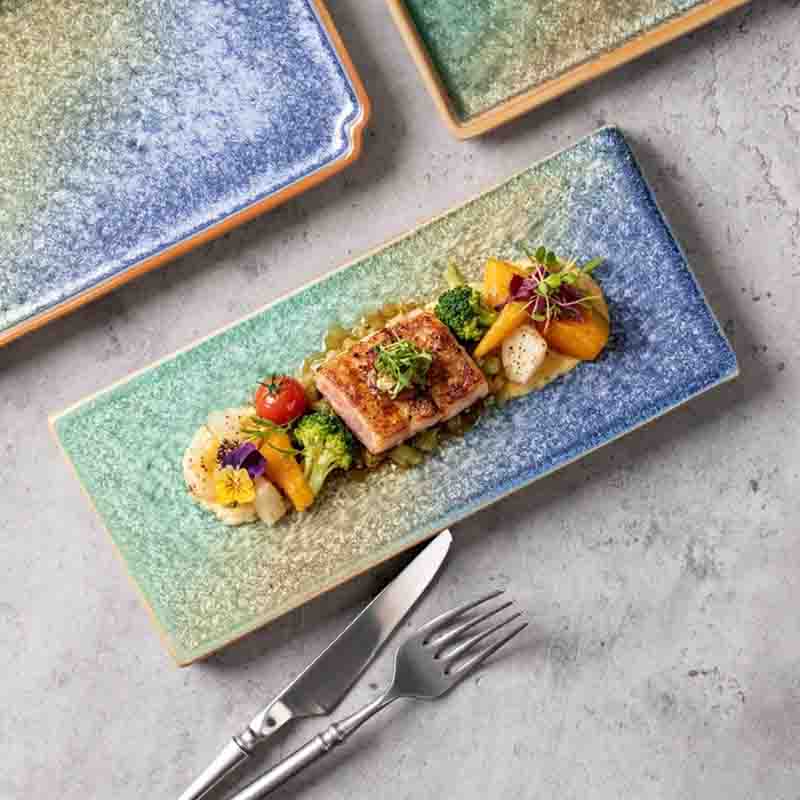 Juego de platos de hotel de proveedor de vajillas de porcelana